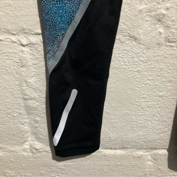 Champion Performance Black and Blue Print Leggings - Size S - Picture 5 of 10